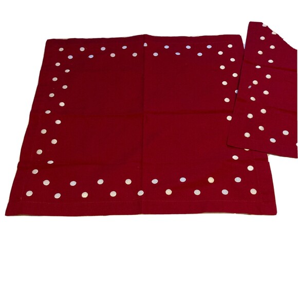 POTTERY BARN Red with White Embroidered Polka Dot napkins 20 x 20 inches - Picture 2 of 6